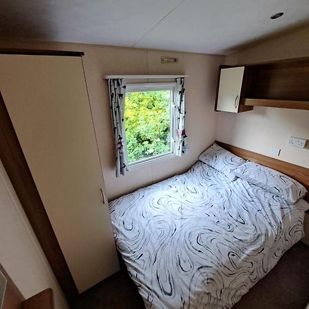 Caravan Waxholme Екстериор снимка