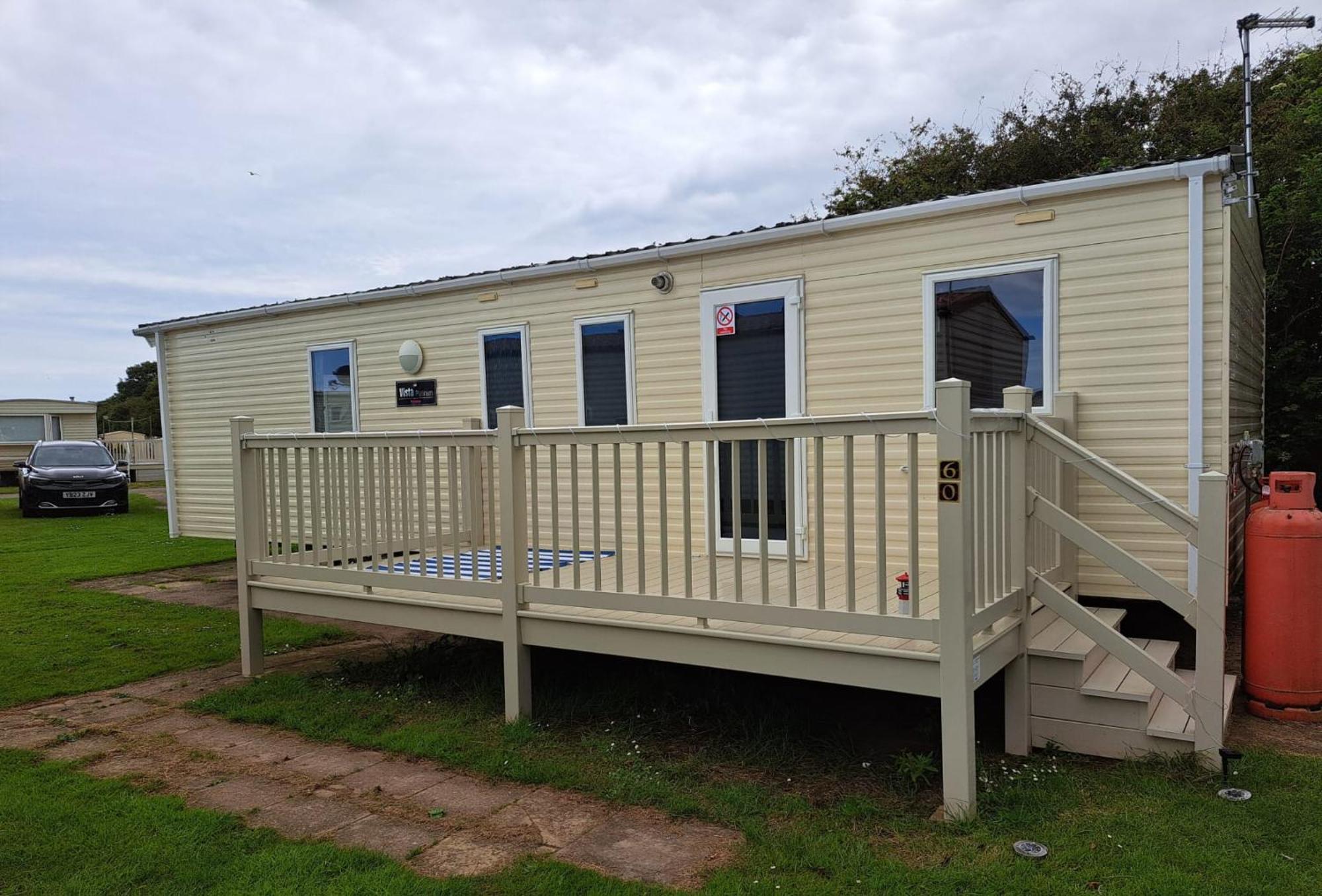 Caravan Waxholme Екстериор снимка